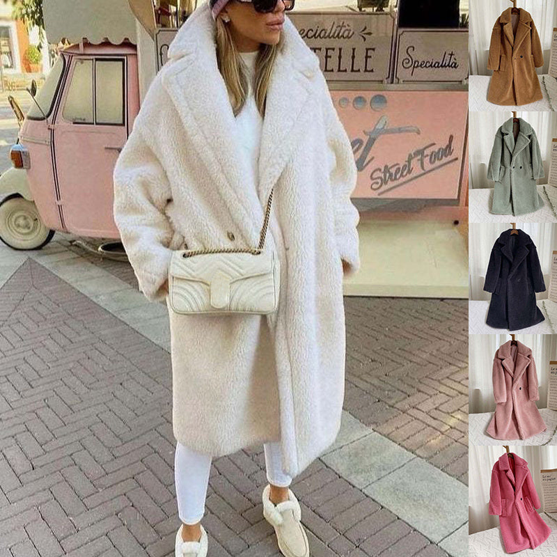 Manteau long en fausse peau d'agneau