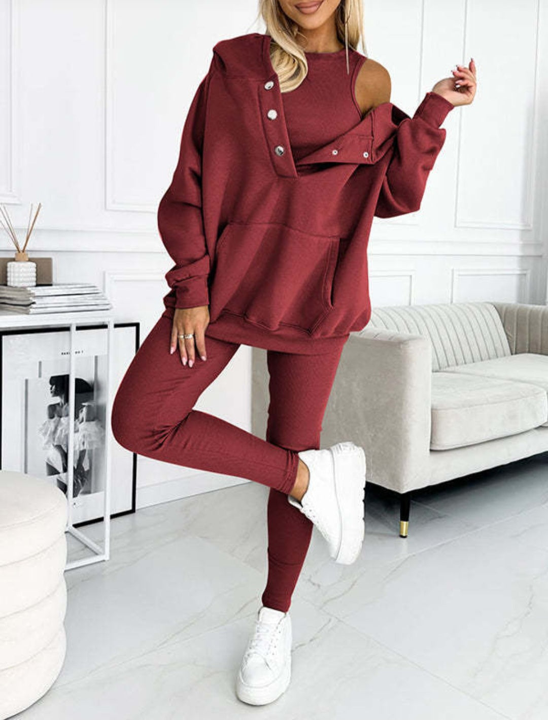 Ensemble sweat à capuche avec sont débardeur et pantalon de couleur unie - Fashion Shop Company